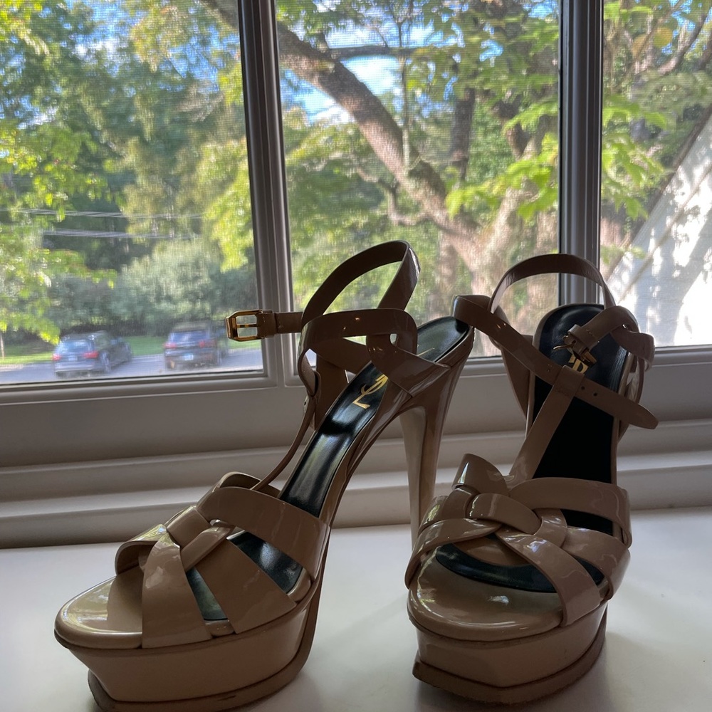 Ysl tan heels size 38 lightly worn